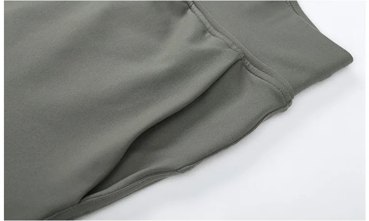 Pocket elastic yoga shorts
