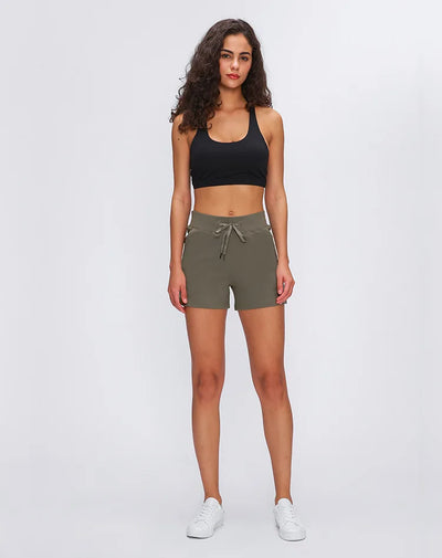 Pocket elastic yoga shorts
