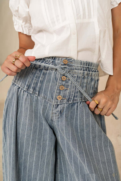 Womens Pleated Mid-Waist Lace-Up Loose Wide-Leg Denim Jeans