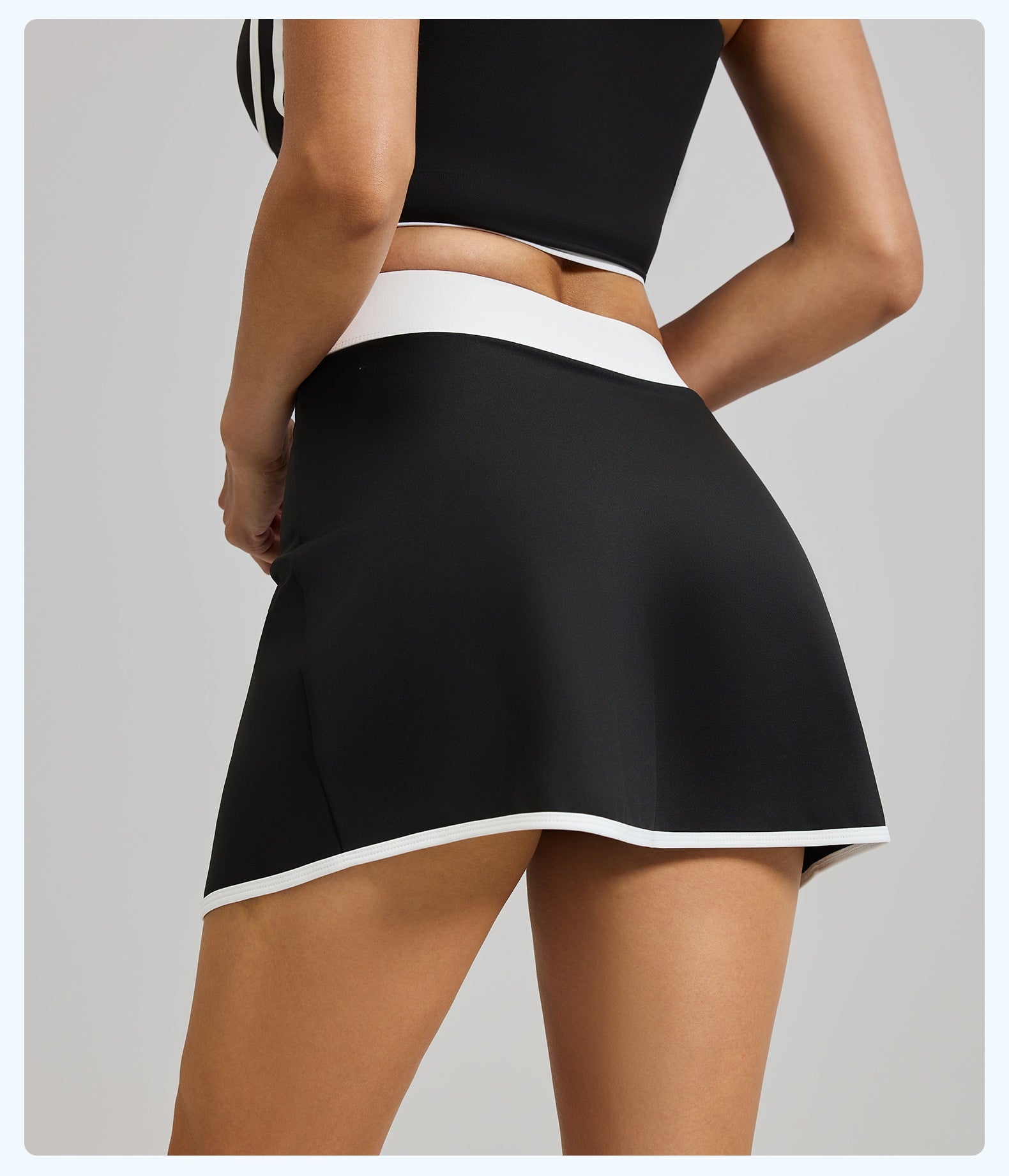 Linear Anti-exposure Built-in Pocket Fitness Yoga Fake Two-piece Skirts